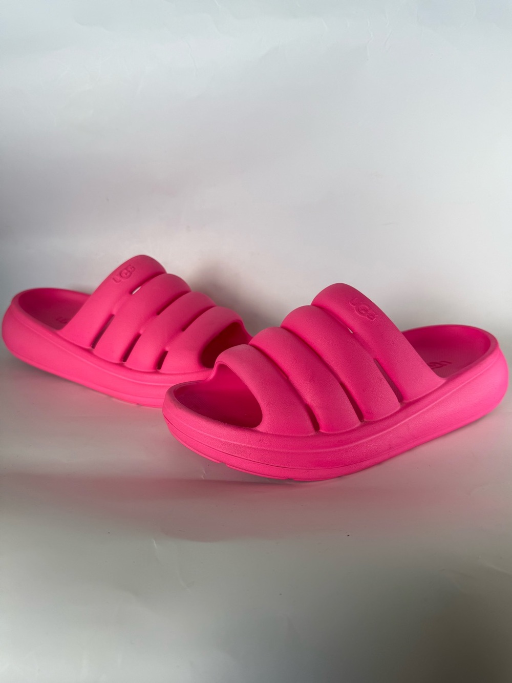 UGG Sport Yeah slide sandals "Taffy Pink" for Women in size 8